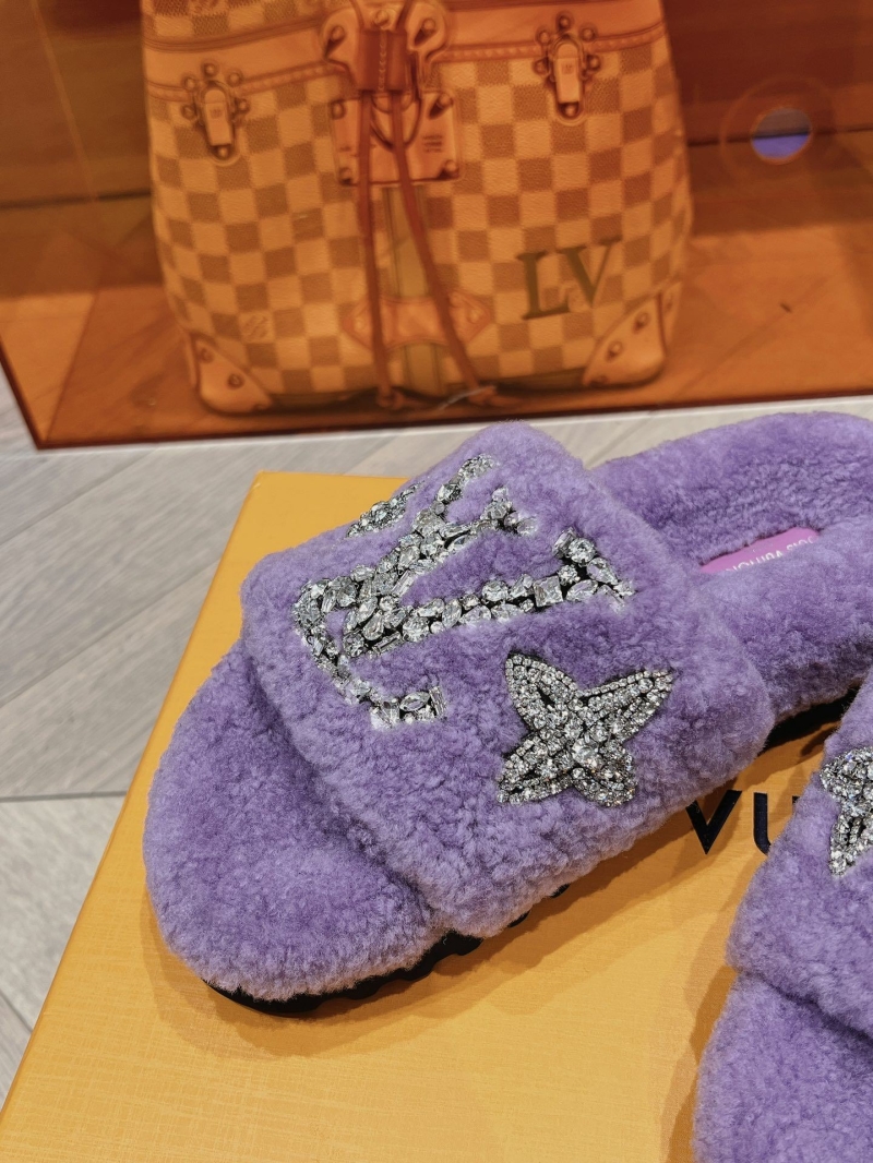 Louis Vuitton Slippers